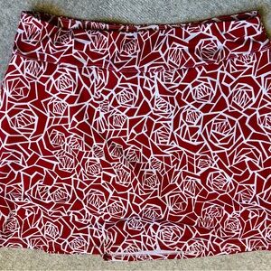 Red and White Geometric Skort size 12, Pickleball, Tennis, Golf
